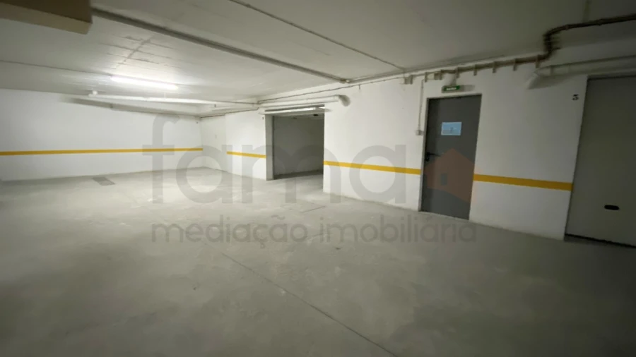 Garagem para Arrendamento em Pinhal Novo Foto 5