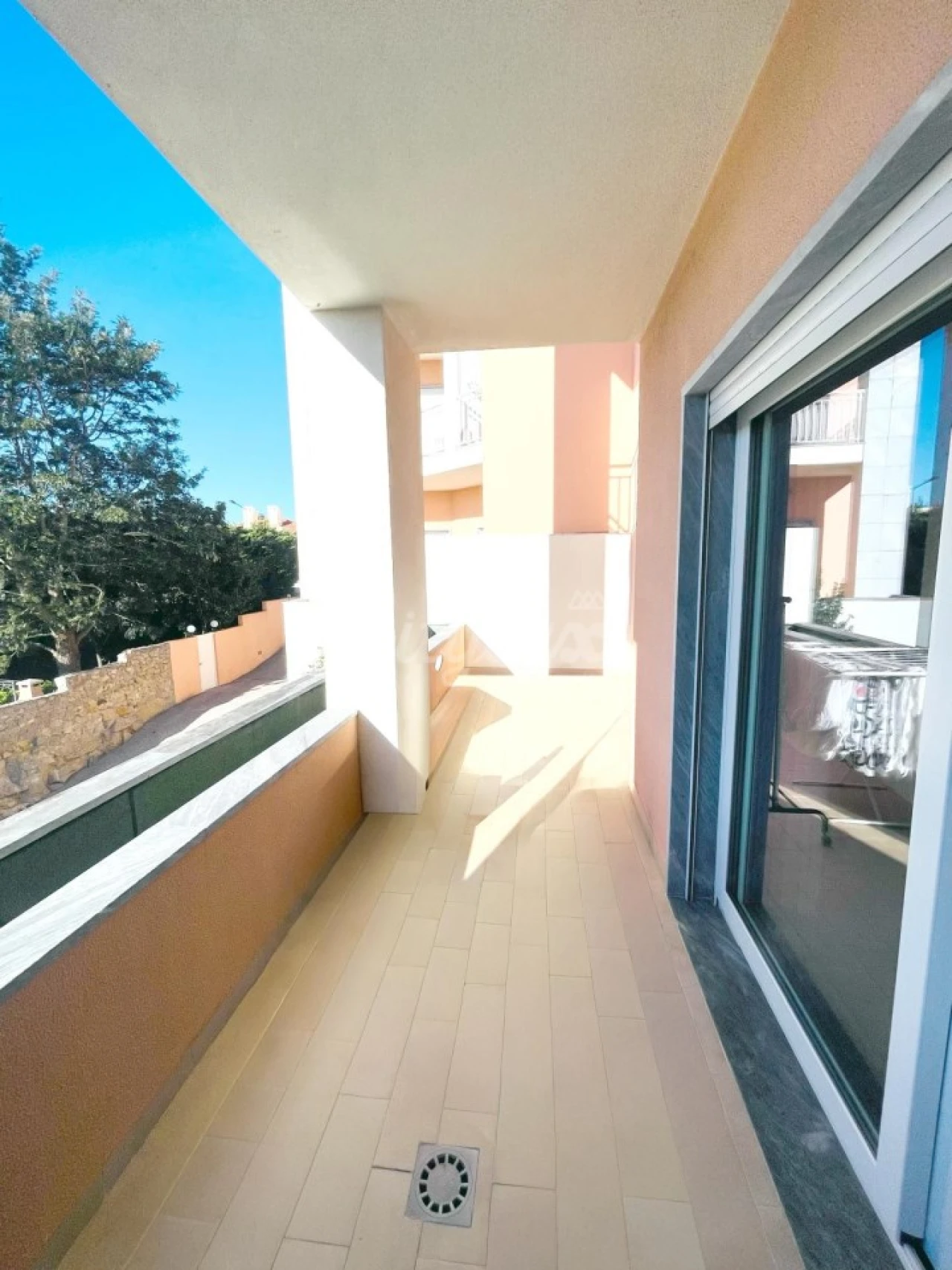 Apartamento T2 para Venda em Alcabideche Foto 13