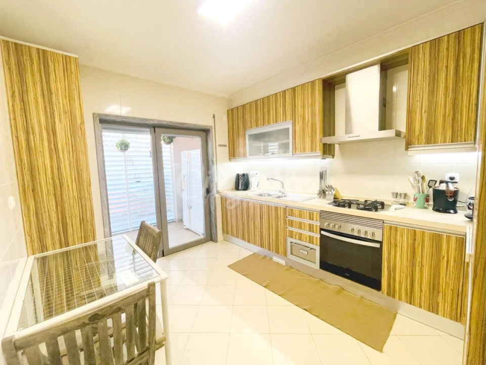 Apartamento T2 para Venda em Alcabideche Foto 15