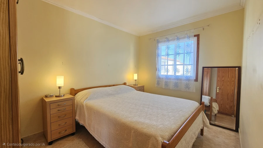 Moradia T3 para Venda em Atouguia da Baleia Foto 9