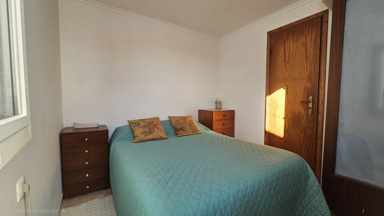 Moradia T3 para Venda em Atouguia da Baleia Foto 14