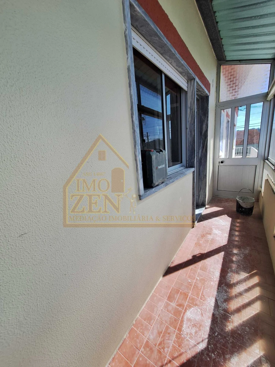 Apartamento T2 para Venda em Alfeizerão Foto 8