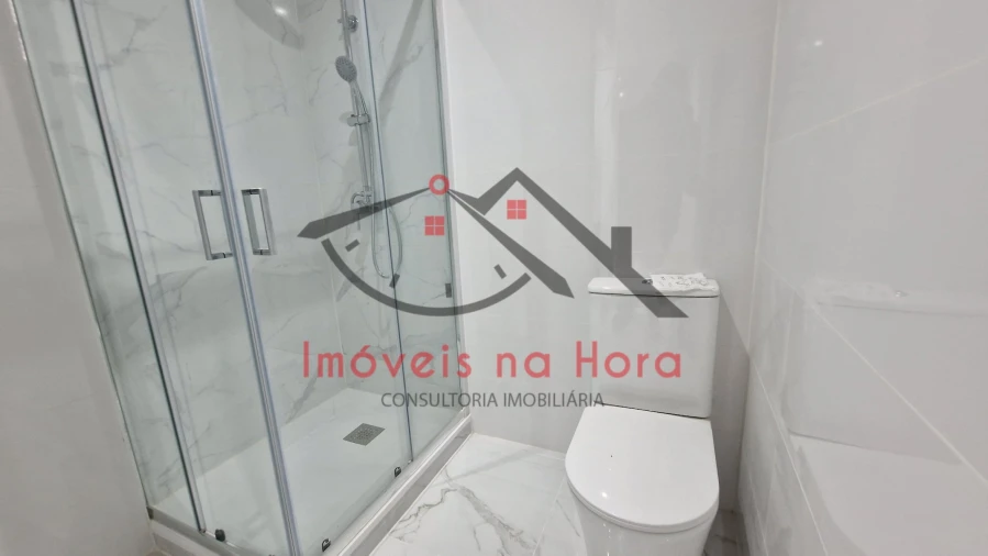 Apartamento T3 para Venda em Queluz e Belas Foto 7