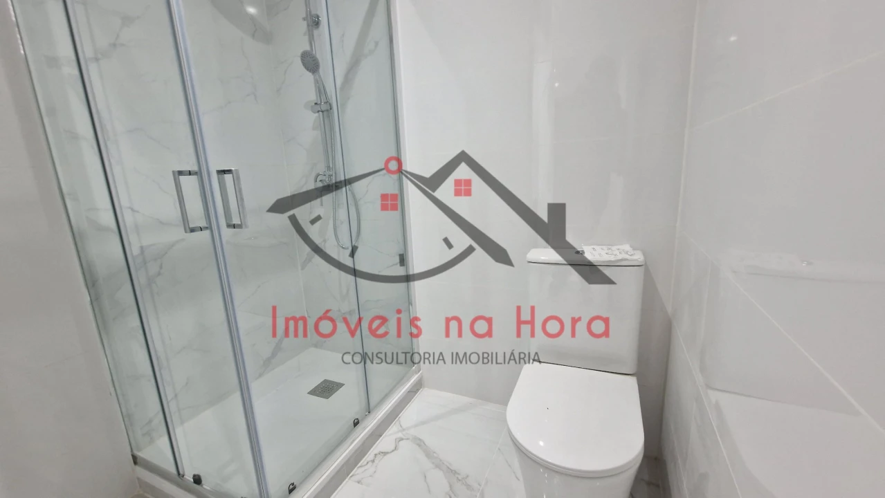 Apartamento T3 para Venda em Queluz e Belas Foto 7