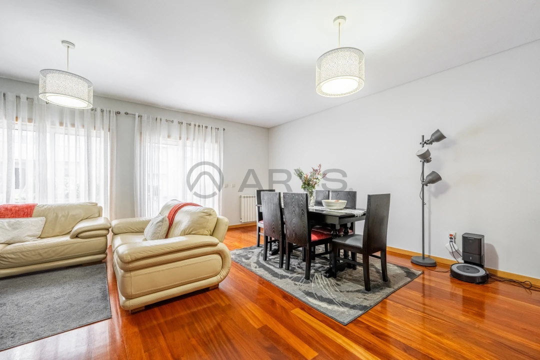 Moradia T4 para Venda em Ferreiros e Gondizalves Foto 4