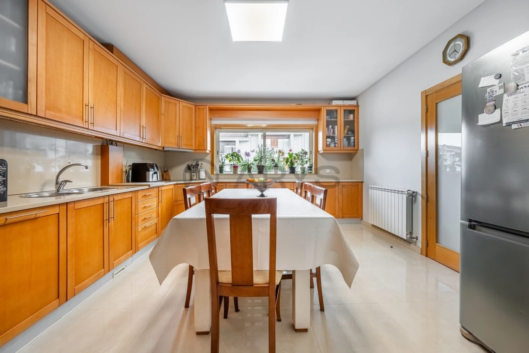 Moradia T4 para Venda em Ferreiros e Gondizalves Foto 3