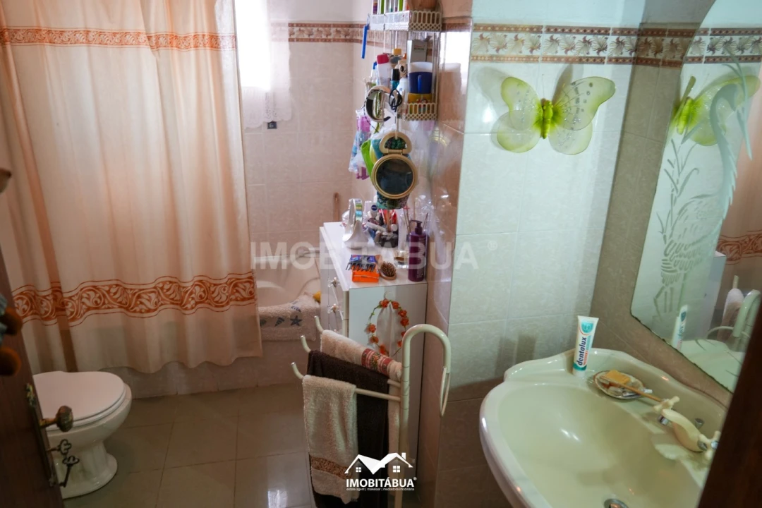 Moradia T5 para Venda em Midões Foto 11