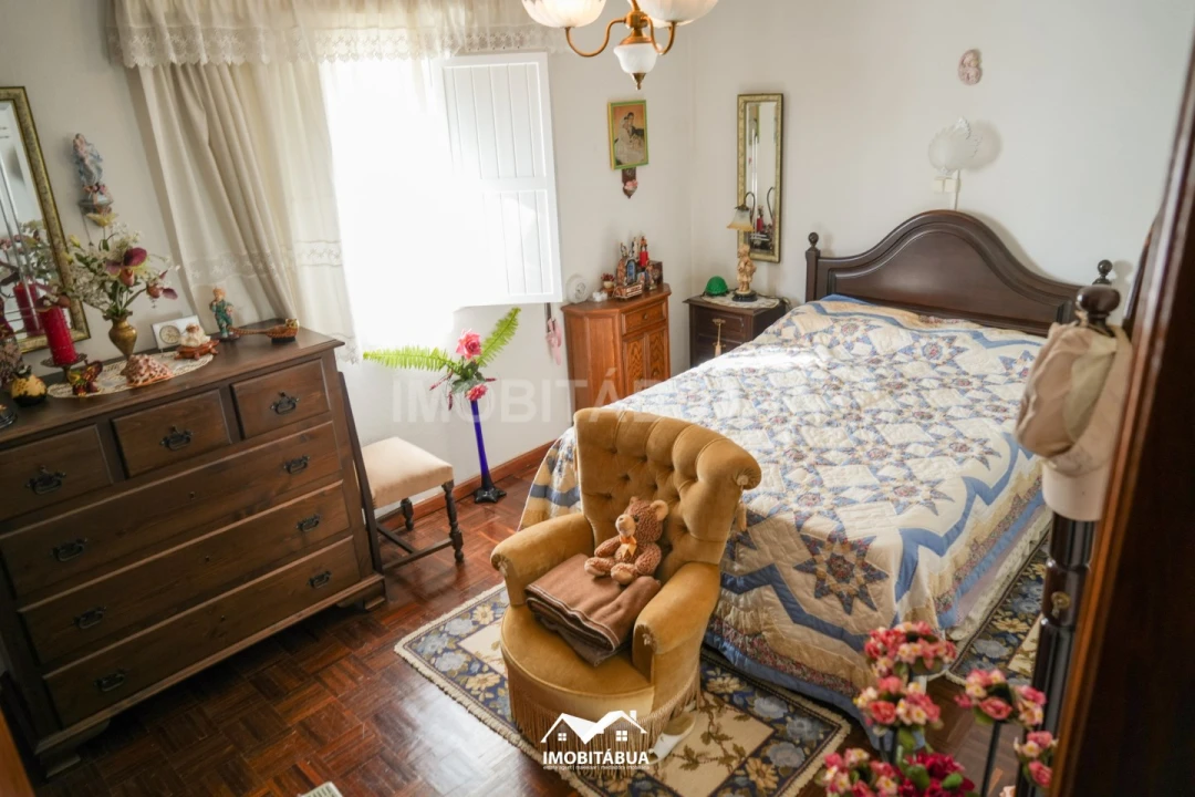 Moradia T5 para Venda em Midões Foto 13