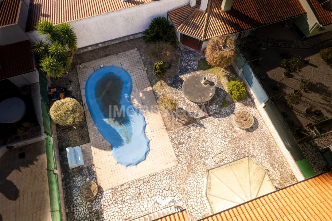 Moradia T5 para Venda em Midões Foto 44