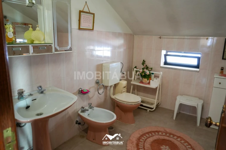 Moradia T5 para Venda em Midões Foto 24