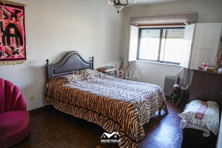 Moradia T5 para Venda em Midões Foto 8