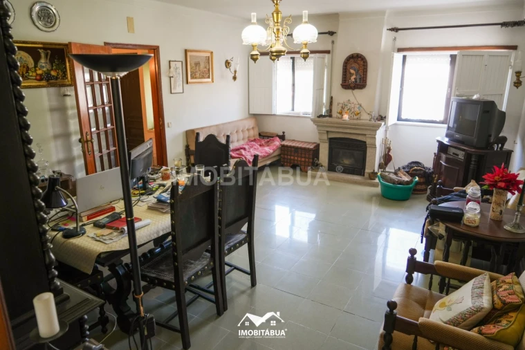 Moradia T5 para Venda em Midões Foto 3