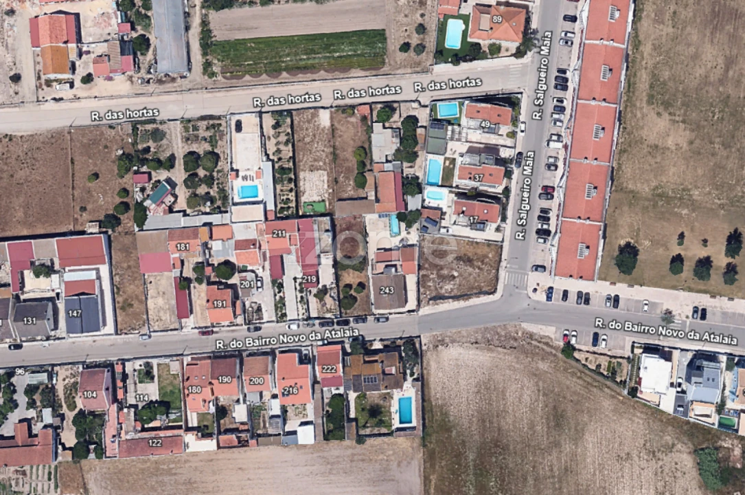 Terreno para Venda em Atalaia e Alto Estanqueiro-Jardia Foto 4