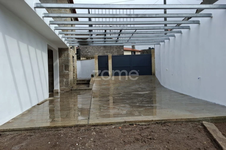 Moradia T3 para Venda em Ribeira Foto 7