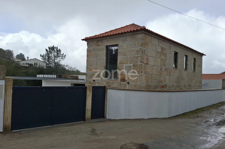 Moradia T3 para Venda em Ribeira Foto 4