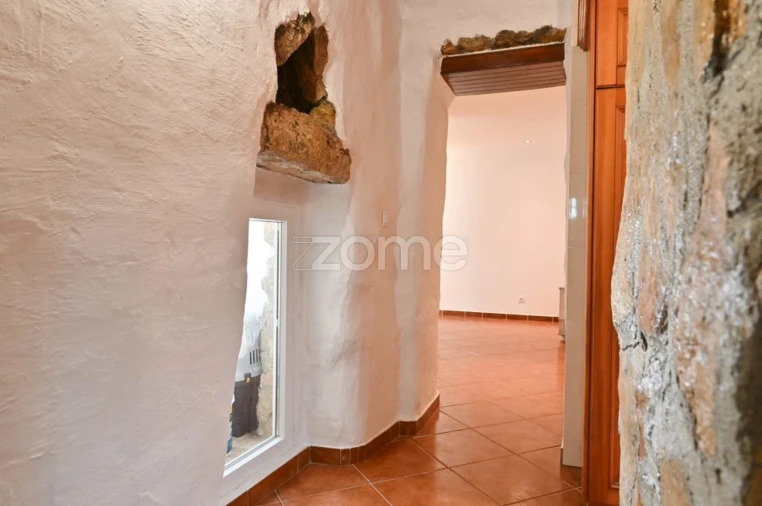 Moradia T3 para Venda em Igreja Nova e Cheleiros Foto 12