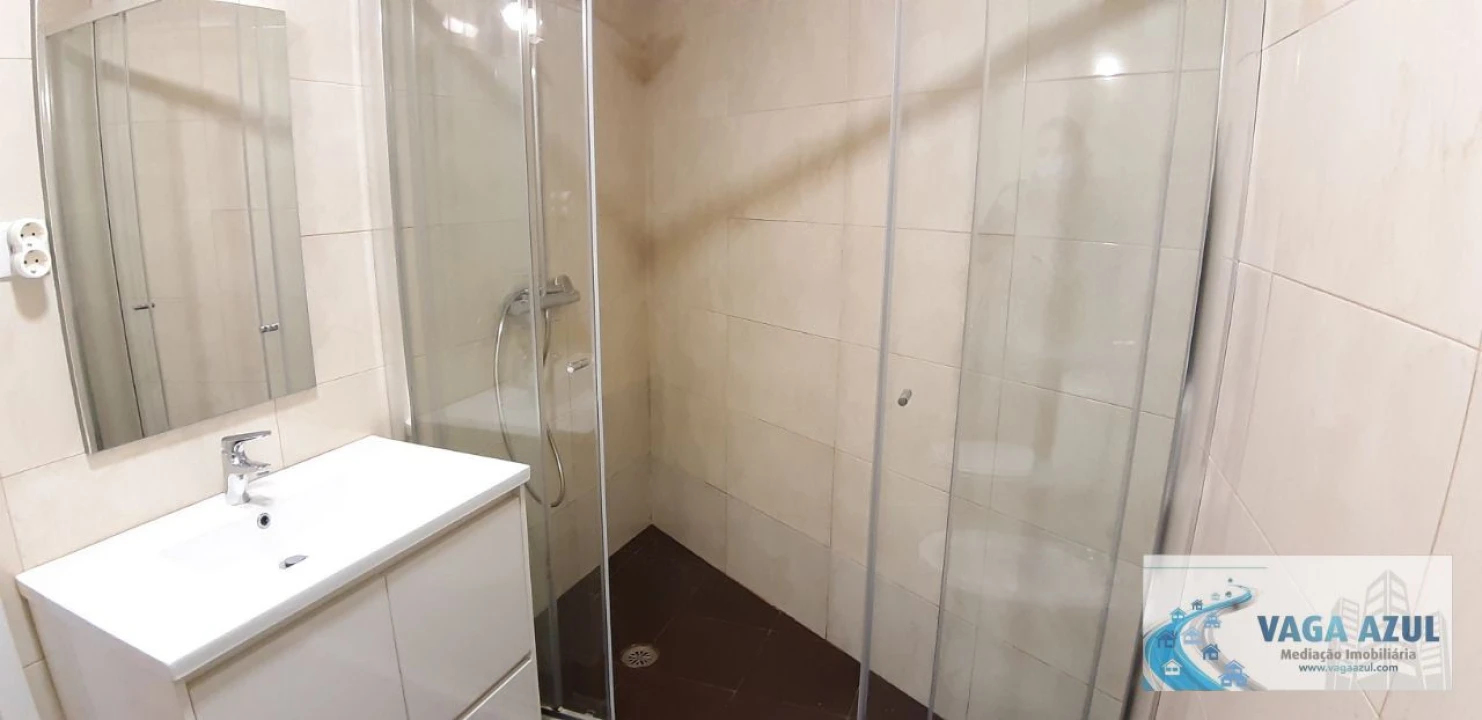 Apartamento T1 para Arrendamento em Rio Tinto Foto 12