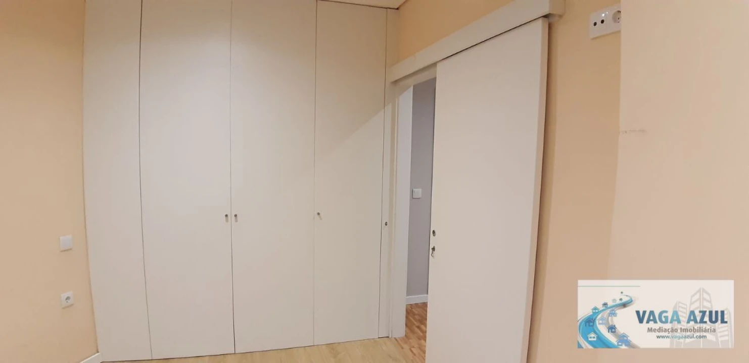 Apartamento T1 para Arrendamento em Rio Tinto Foto 14