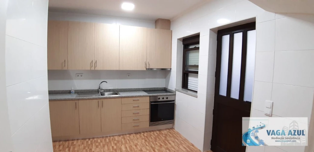 Apartamento T1 para Arrendamento em Rio Tinto Foto 4
