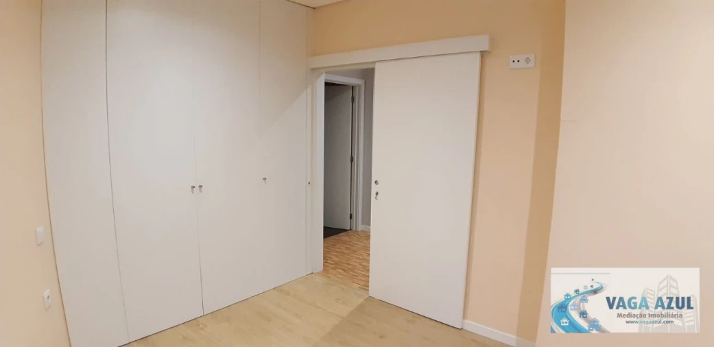 Apartamento T1 para Arrendamento em Rio Tinto Foto 13