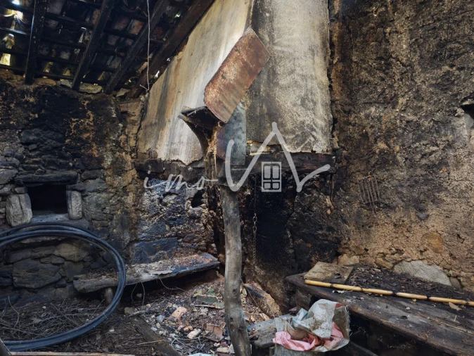 Moradia T3 para Venda em Santiago e São Simão de Litém e Albergaria dos Doze Foto 32