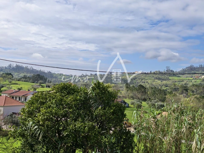 Moradia T3 para Venda em Santiago e São Simão de Litém e Albergaria dos Doze Foto 3