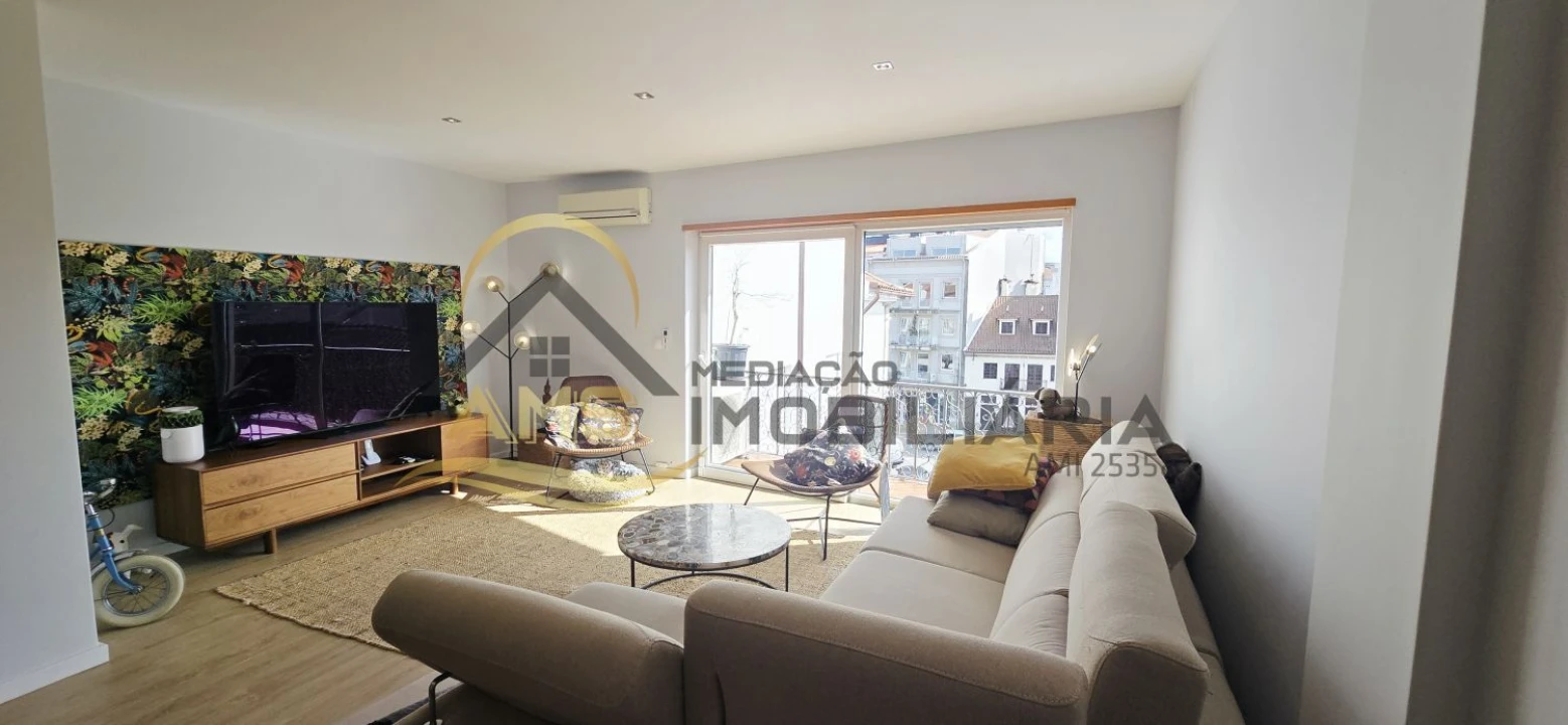 Apartamento T3 para Venda em Fafe Foto 21