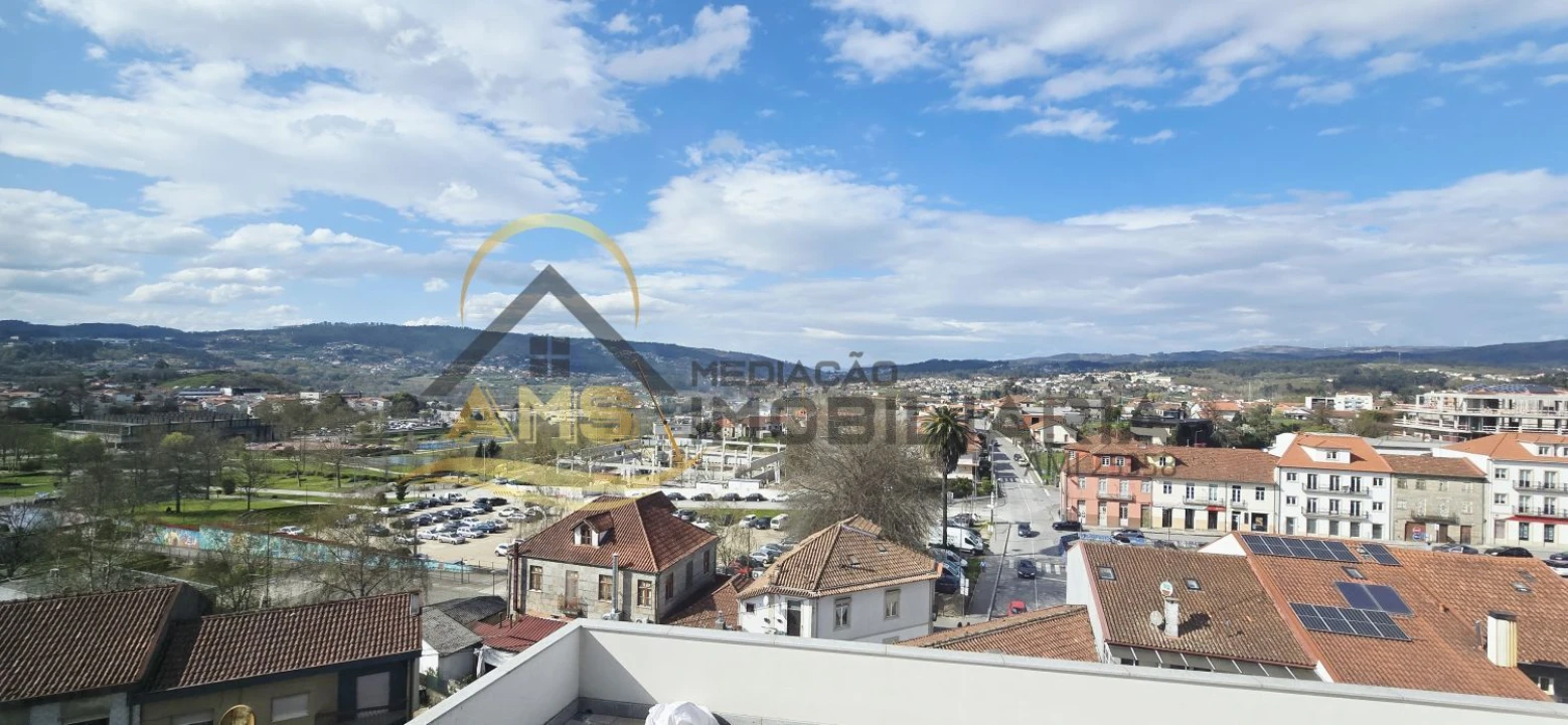 Apartamento T3 para Venda em Fafe Foto 25