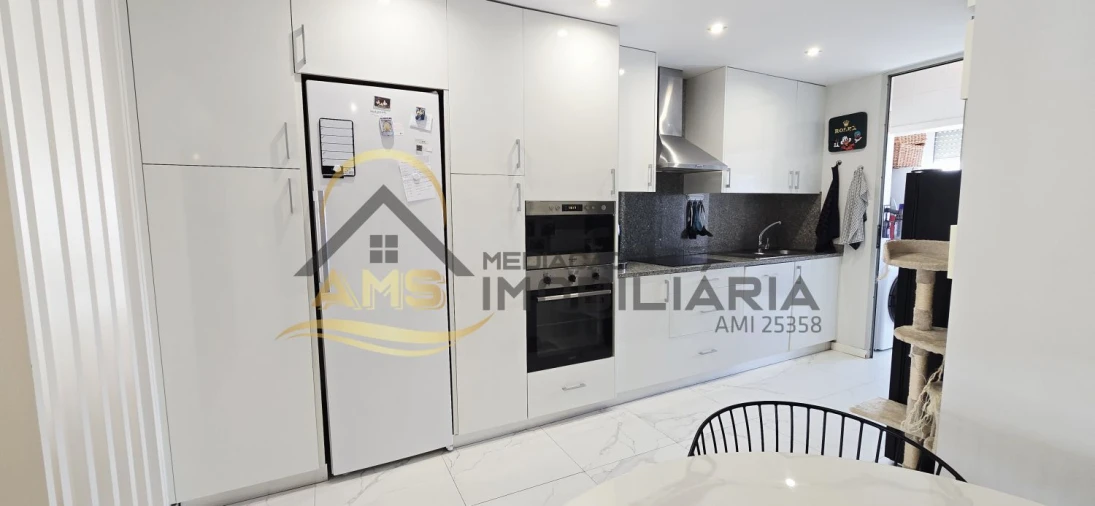 Apartamento T3 para Venda em Fafe Foto 3