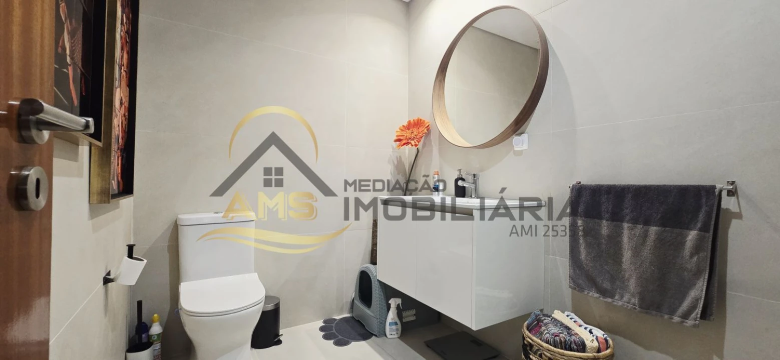 Apartamento T3 para Venda em Fafe Foto 27