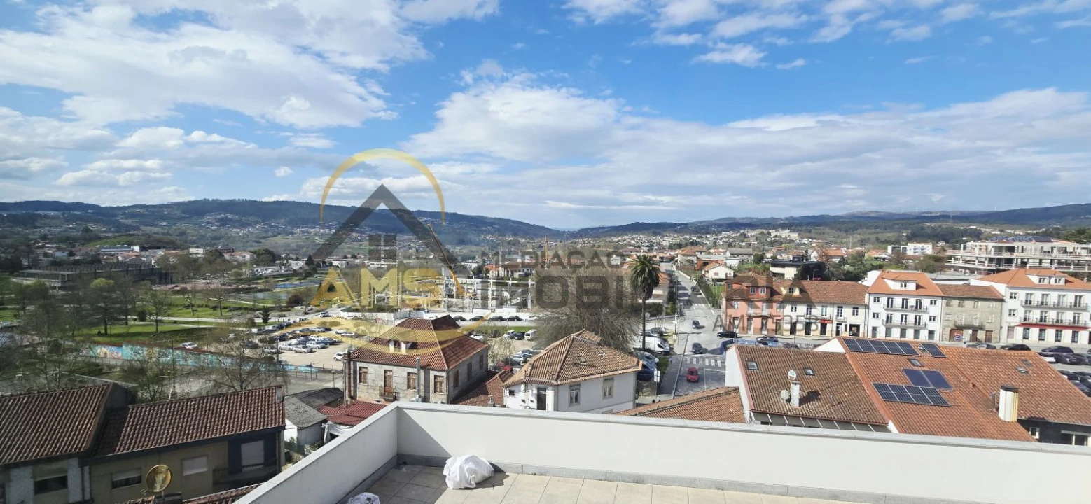 Apartamento T3 para Venda em Fafe Foto 24