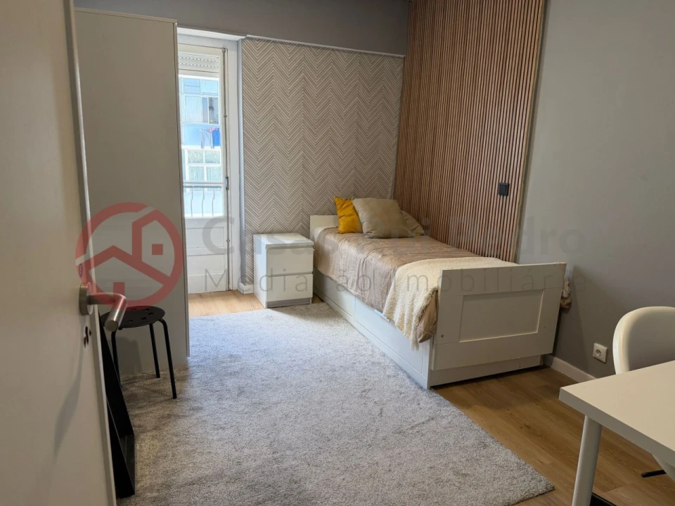 Apartamento T3 para Venda em Laranjeiro e Feijó Foto 8