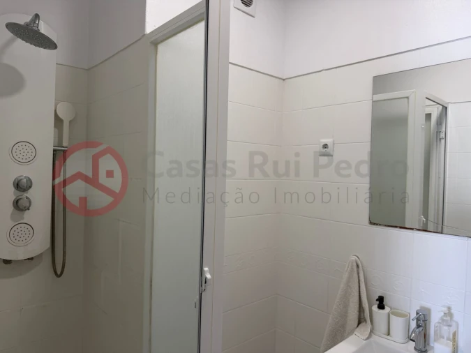 Apartamento T3 para Venda em Laranjeiro e Feijó Foto 13