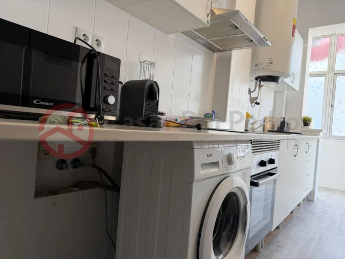 Apartamento T4 para Venda em Laranjeiro e Feijó Foto 5