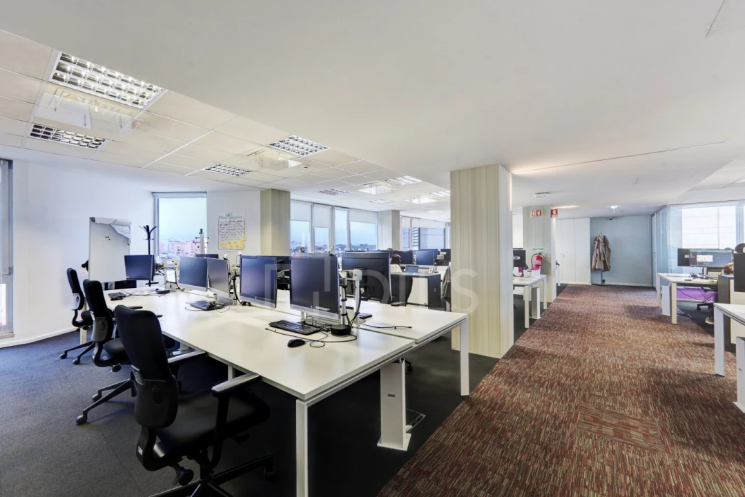 Escritório para Arrendamento em Areeiro Foto 2