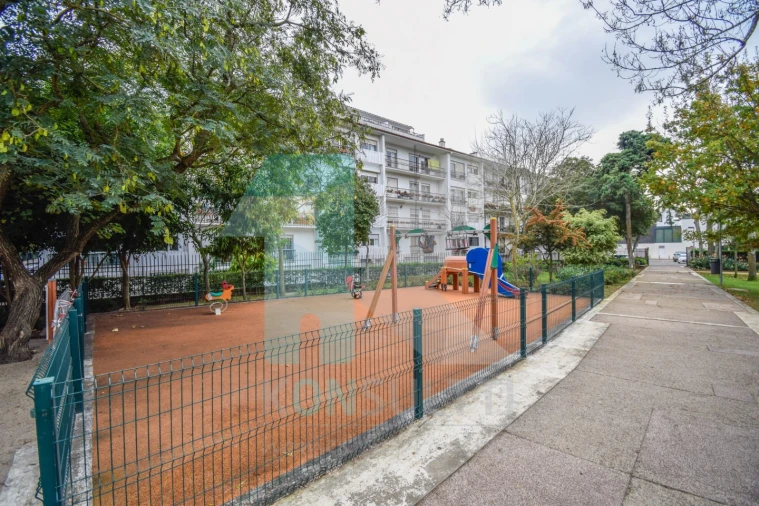 Quarto para Arrendamento em São Domingos de Rana Foto 5