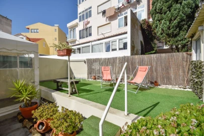 Apartamento T3 para Venda em Carcavelos e Parede
