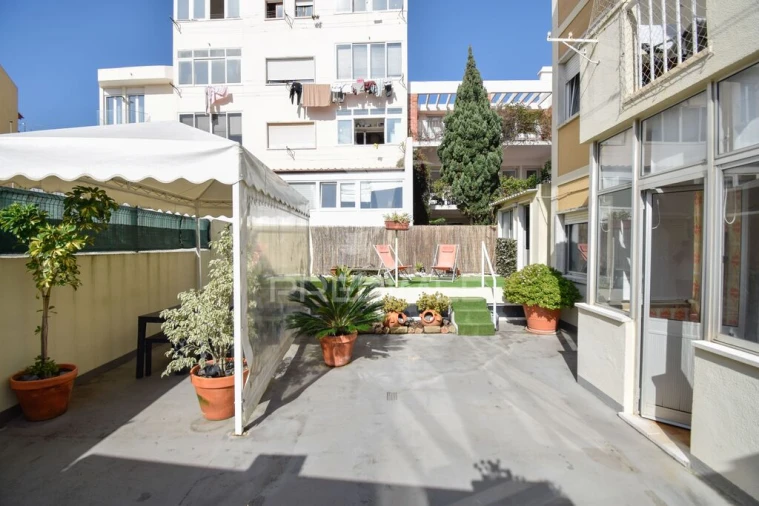 Apartamento T3 para Venda em Carcavelos e Parede Foto 4