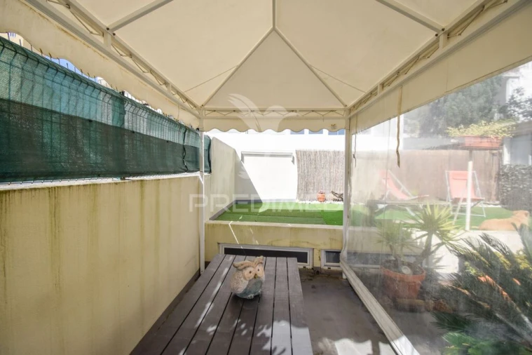 Apartamento T3 para Venda em Carcavelos e Parede Foto 5