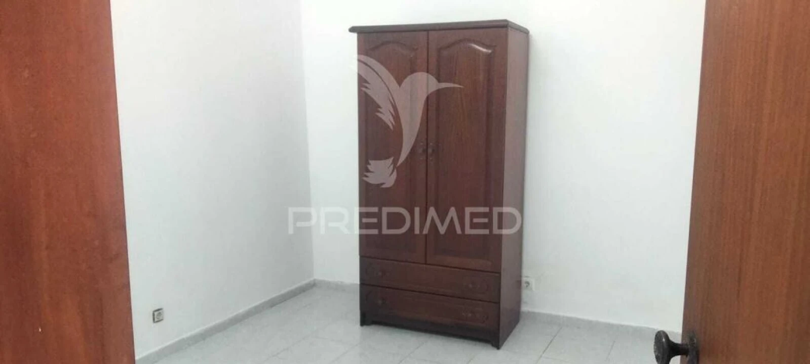 Apartamento T1 para Venda em São Bartolomeu de Messines Foto 5