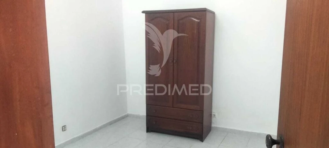 Apartamento T1 para Venda em São Bartolomeu de Messines Foto 5