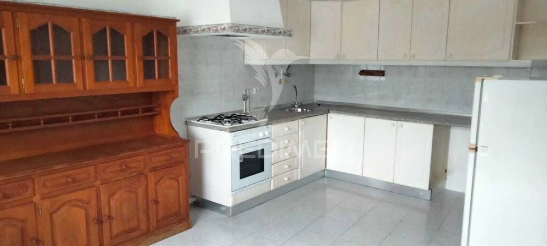 Apartamento T1 para Venda em São Bartolomeu de Messines Foto 1