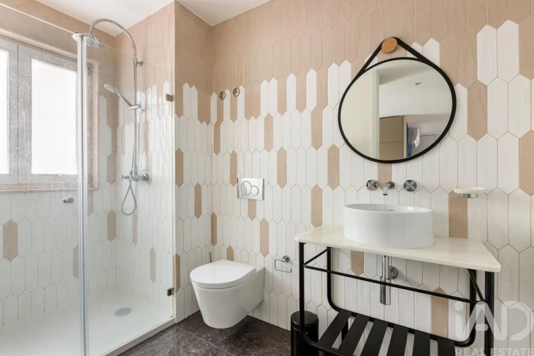 Apartamento T2 para Arrendamento em Misericórdia Foto 15