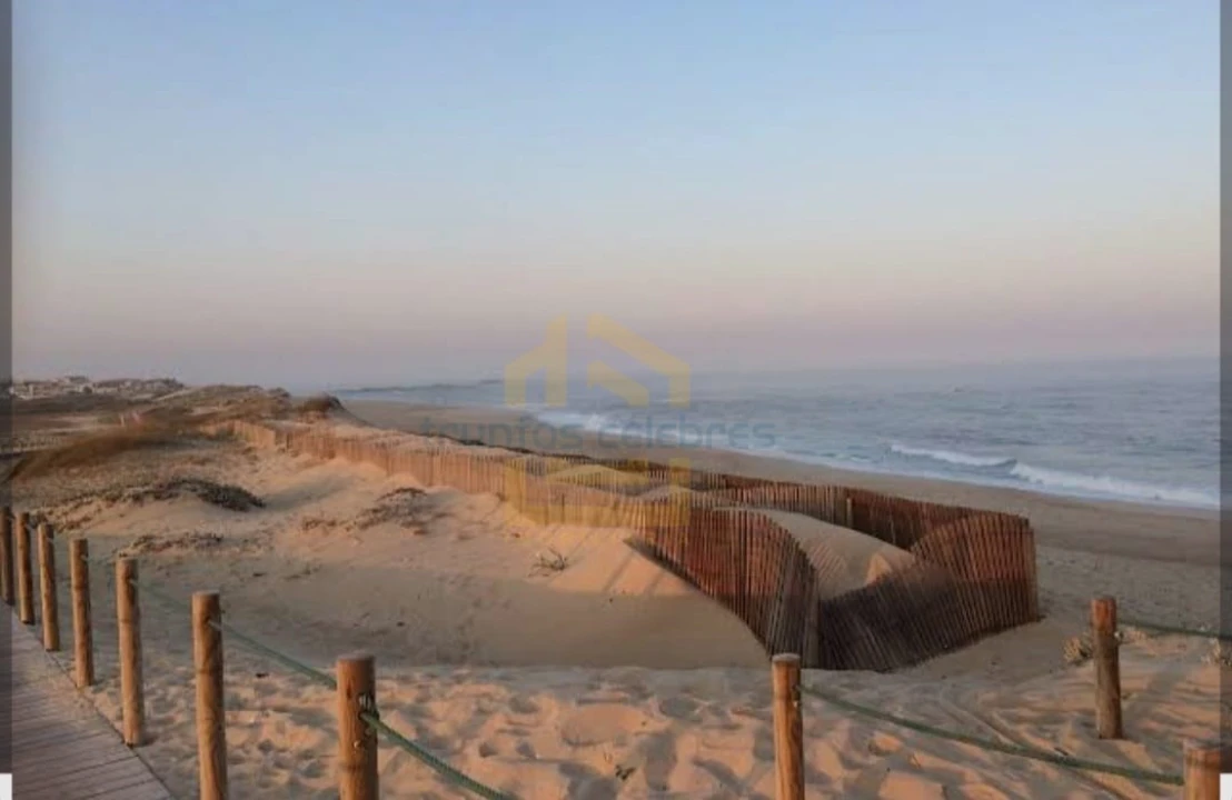 Apartamento T3 para Venda em Mindelo Foto 10