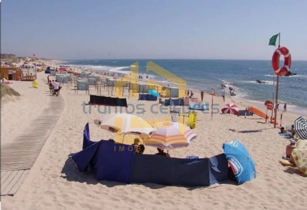 Apartamento T3 para Venda em Mindelo Foto 17