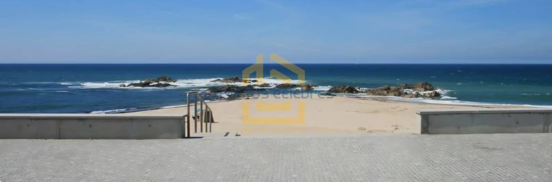 Apartamento T3 para Venda em Mindelo Foto 31