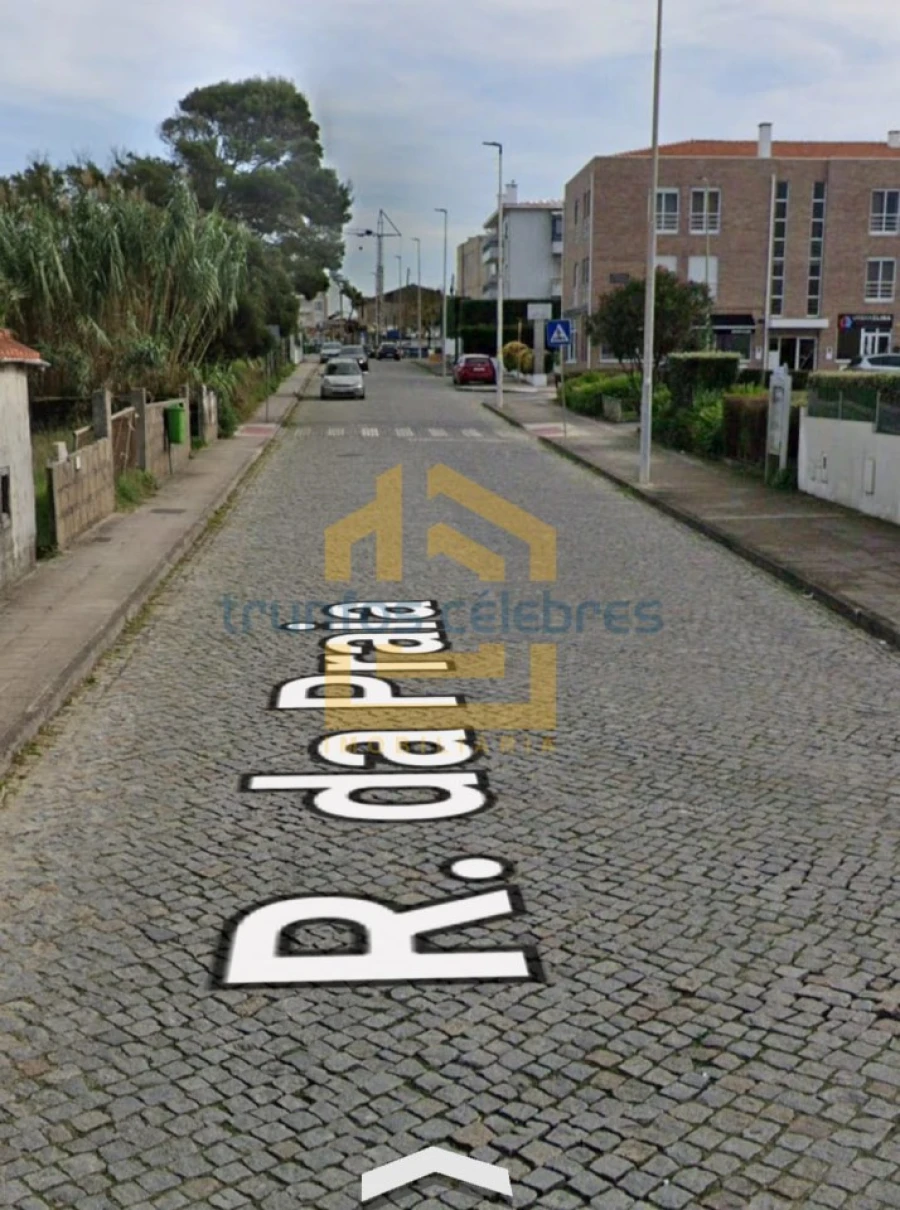 Apartamento T3 para Venda em Mindelo Foto 19