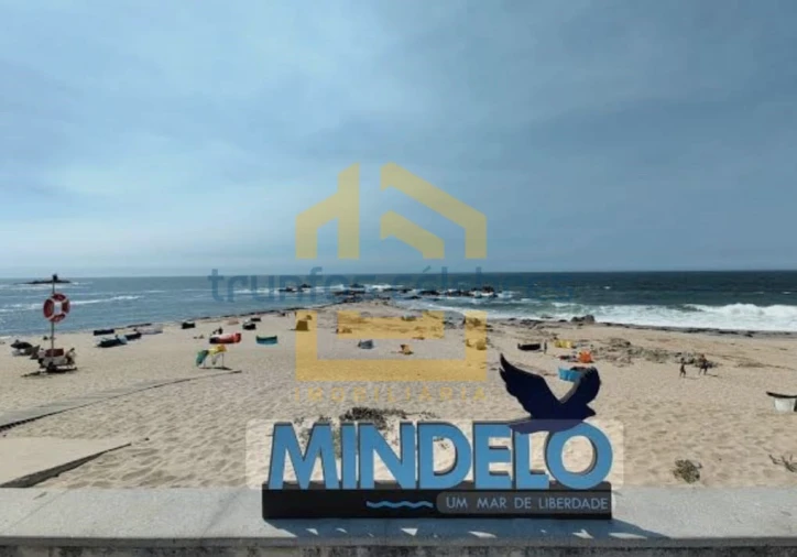 Apartamento T3 para Venda em Mindelo Foto 29