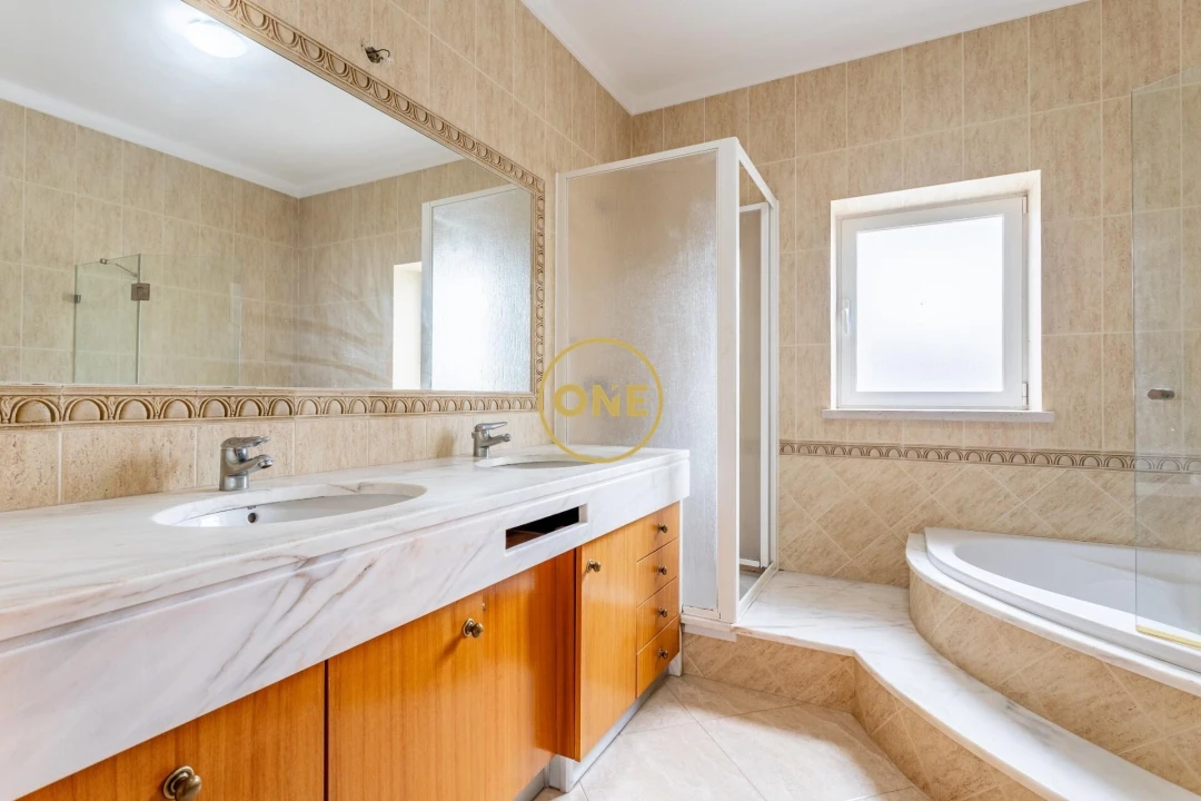 Quinta T4 para Venda em Sesimbra (Castelo) Foto 32