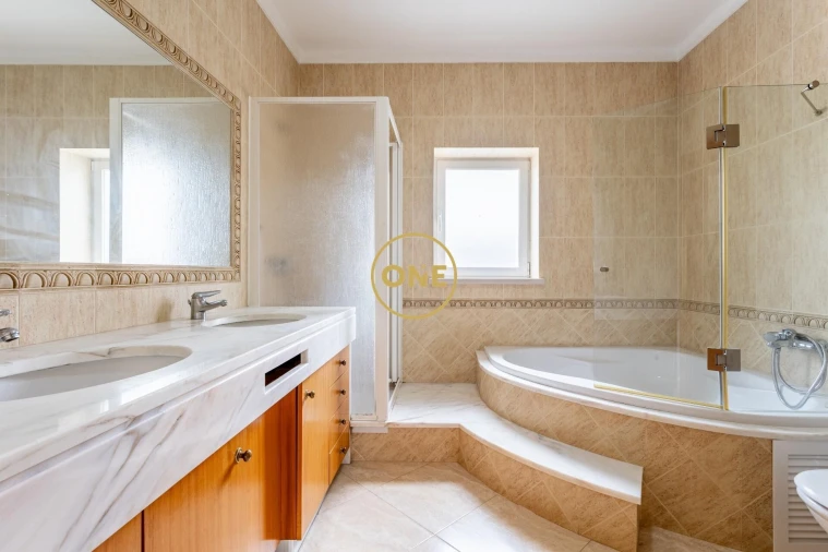 Quinta T4 para Venda em Sesimbra (Castelo) Foto 31